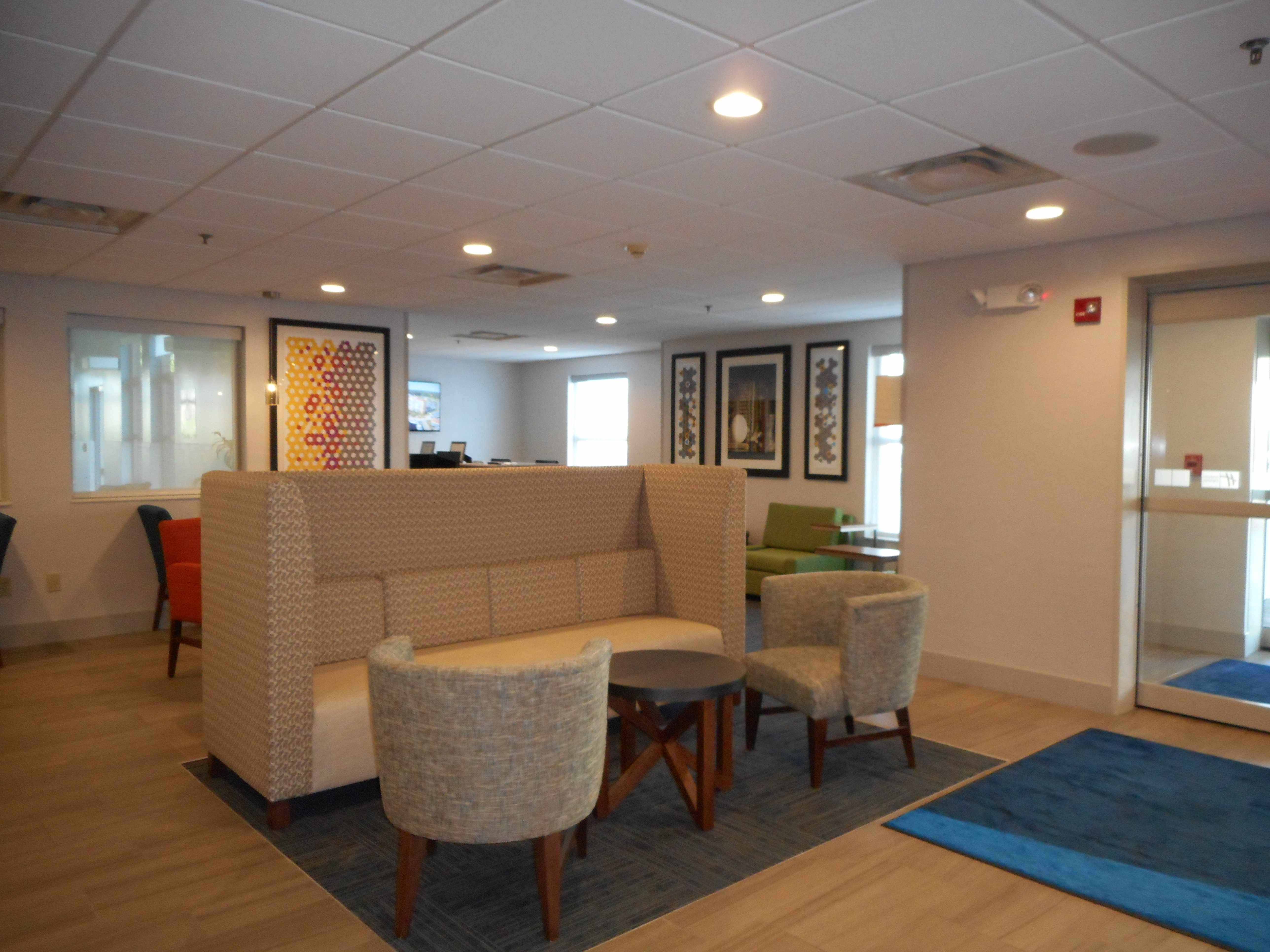 Holiday Inn Express Fairfield 28/41