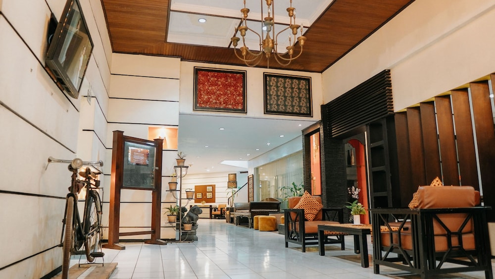 Hotel Montana Malang 38/65