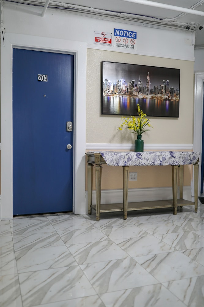 Adrian Hotel 11/66