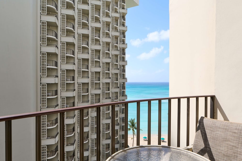 OUTRIGGER Waikiki Beach Resort 2/88