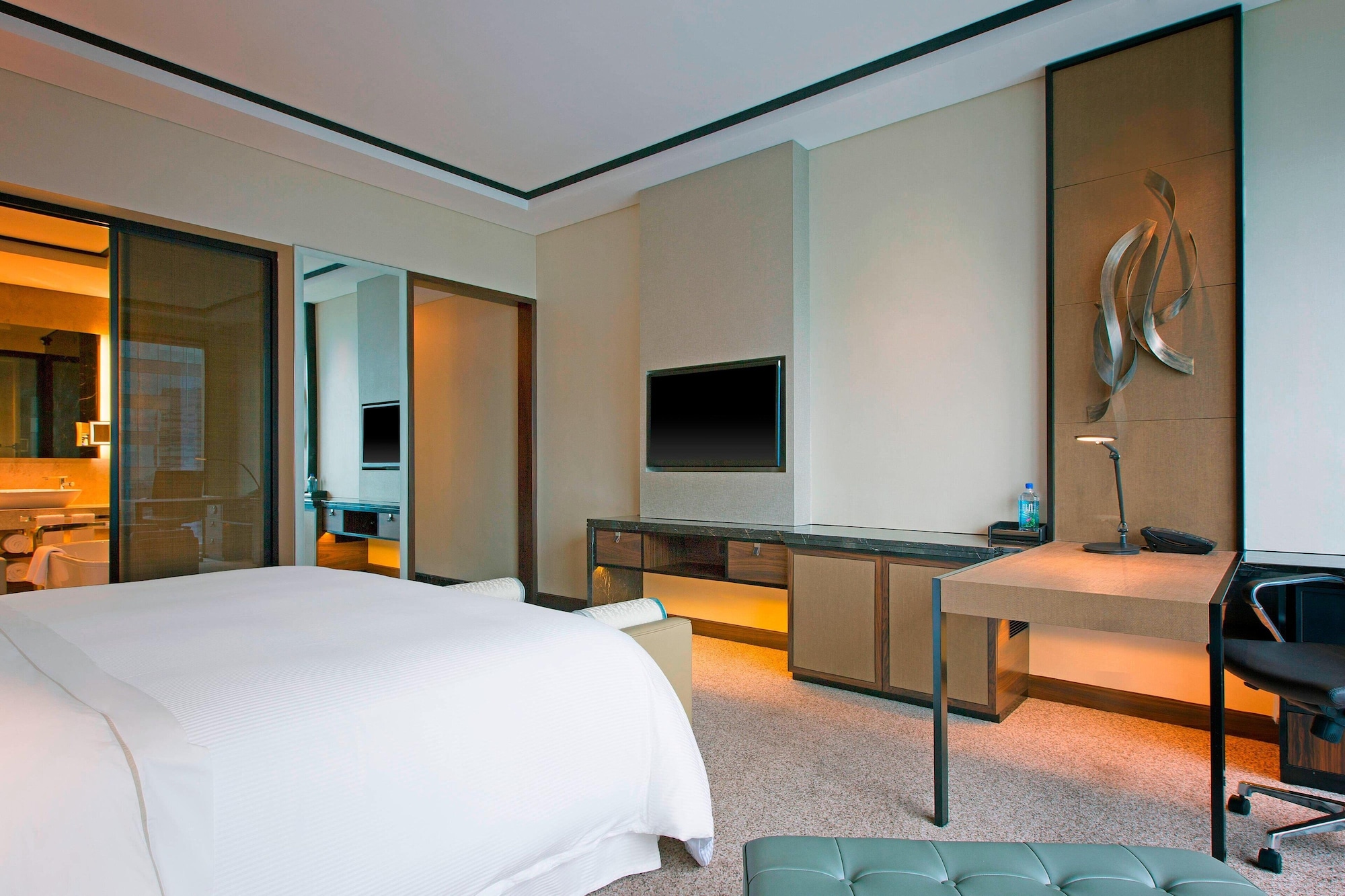 غرفة بسرير كينج، The Westin Singapore 3/7