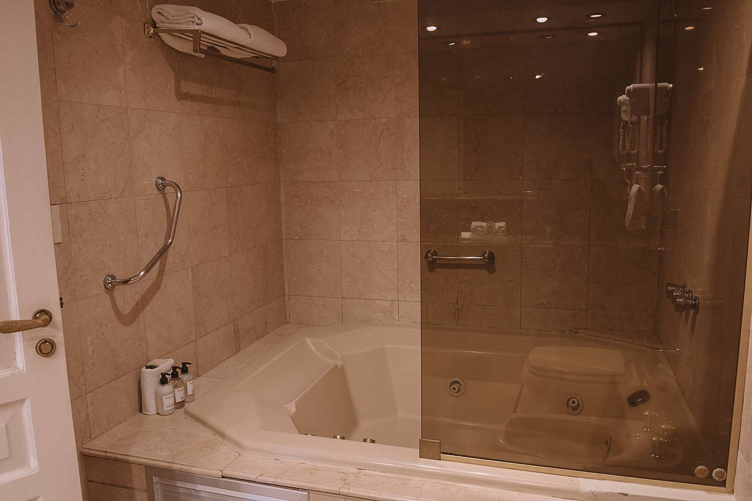 Ramada by Wyndham Buenos Aires Centro 62/64