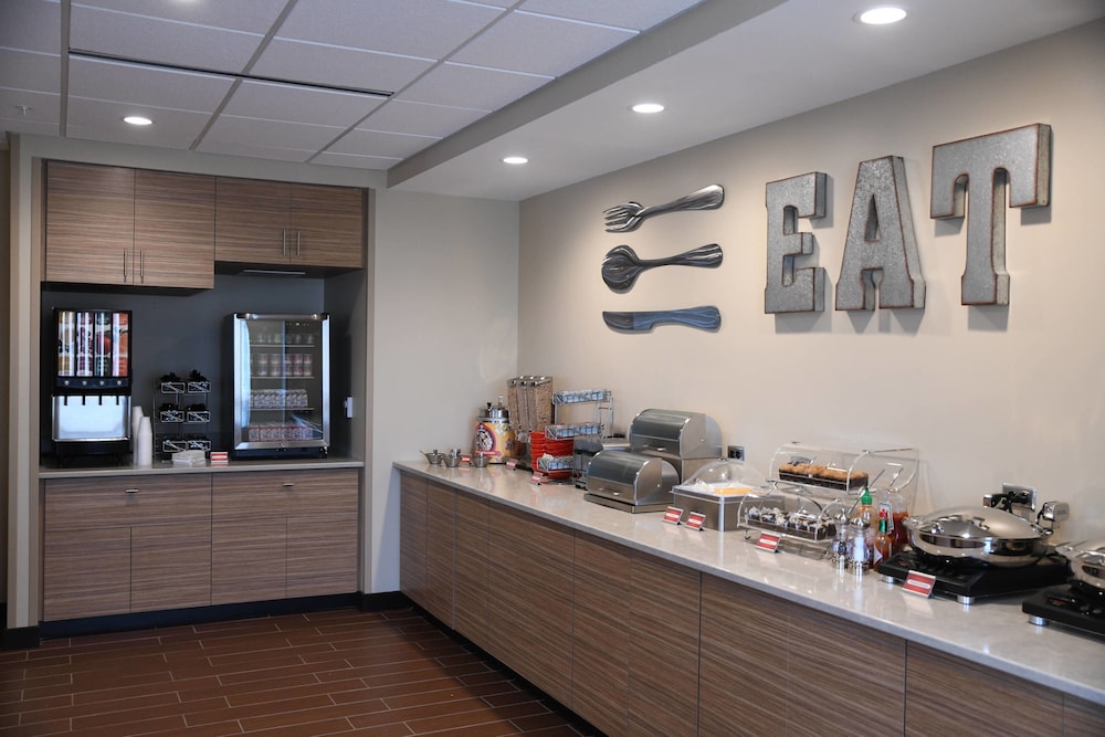 Towneplace Suites Kansas City At Briarcliff 28/45