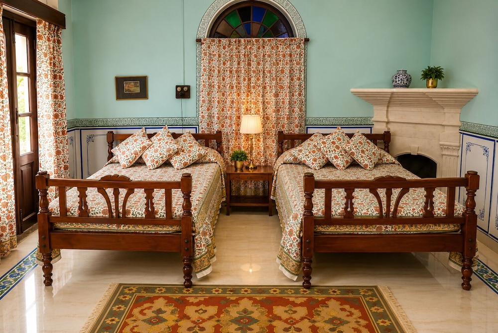 Welcomeheritage Bijayniwas Palace 32/47