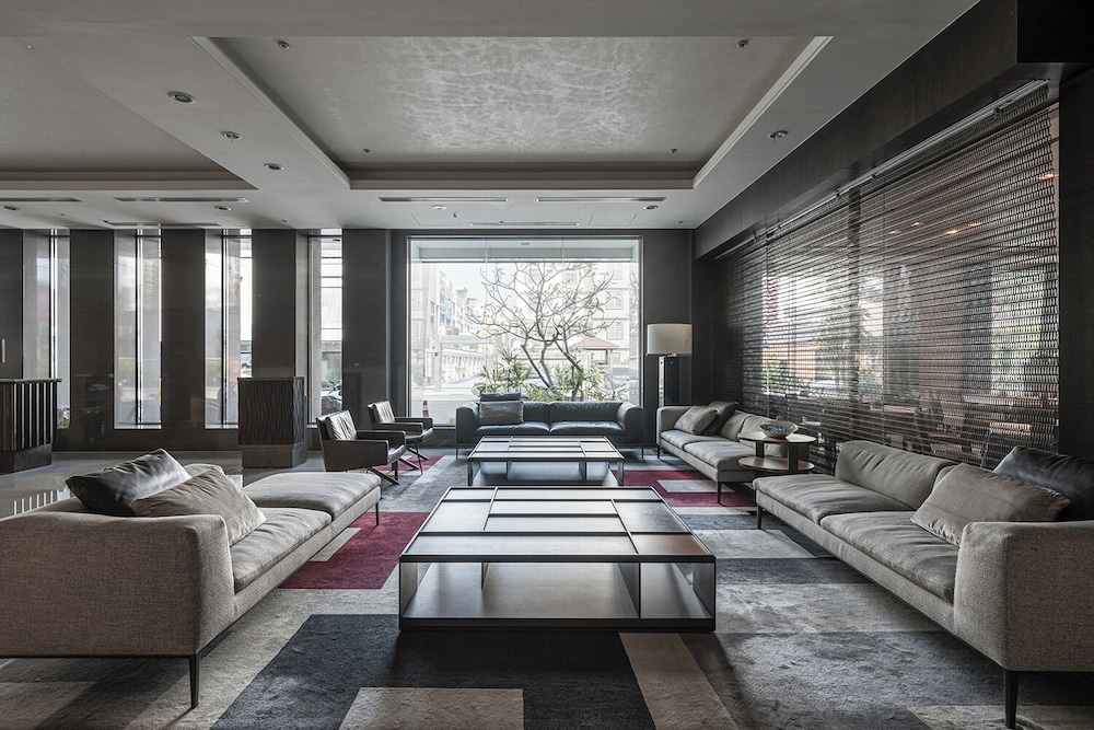 Taipung Suites 44/62