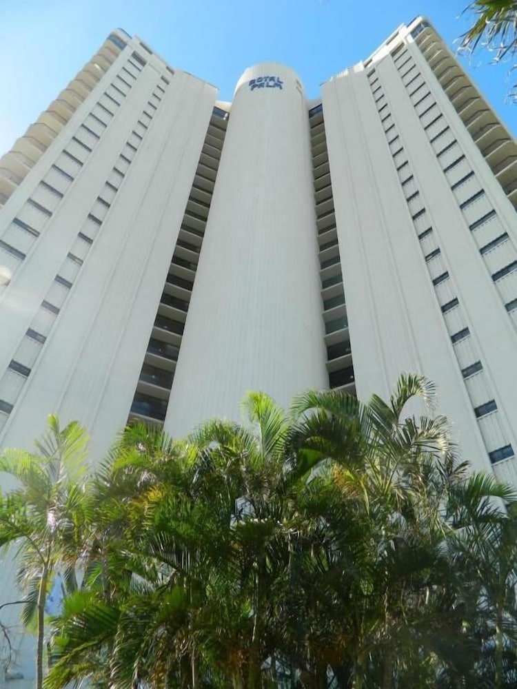 ROYAL PALM RESORT 3/80