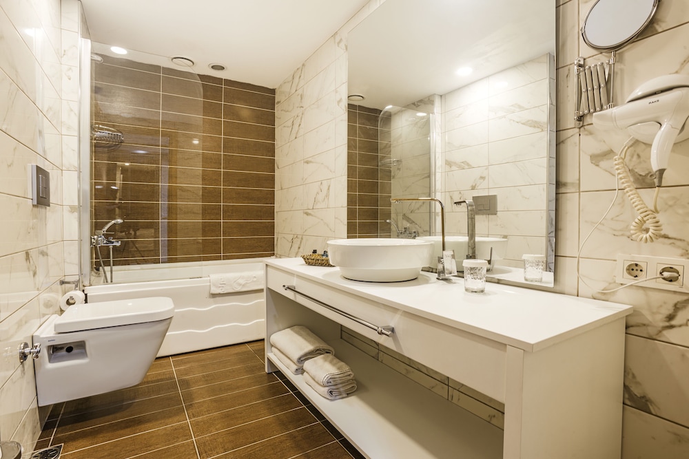 Peninsula Galata Boutique Hotel 79/81