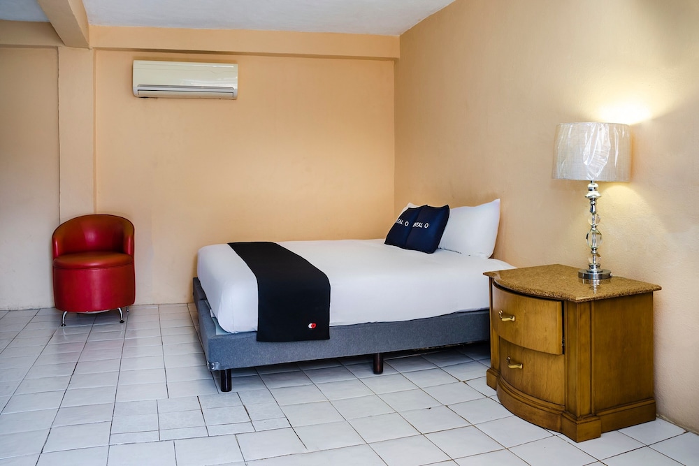 Capital O Hotel Dos Mares, Cabo San Lucas 19/50