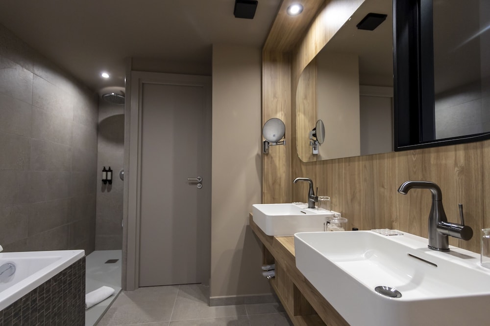L Acquale 46/50