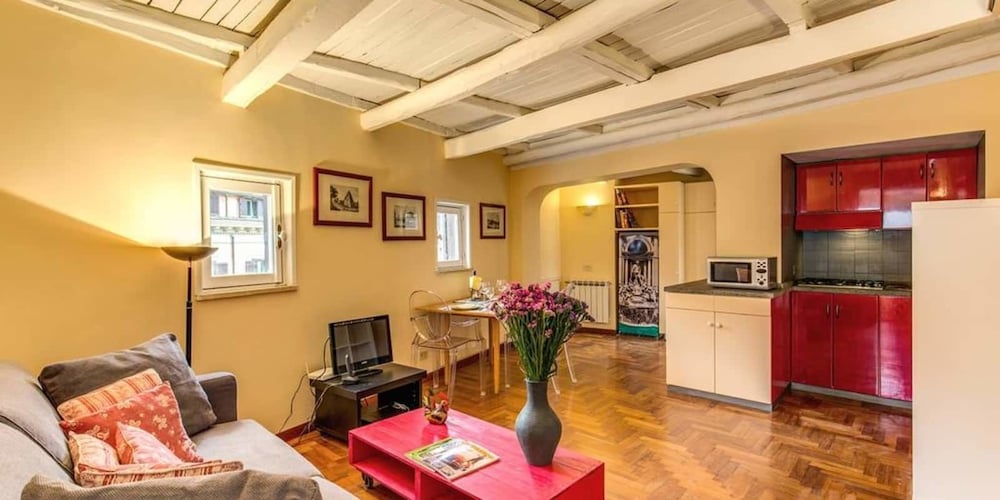 Trastevere Attic with private terrace 7/19