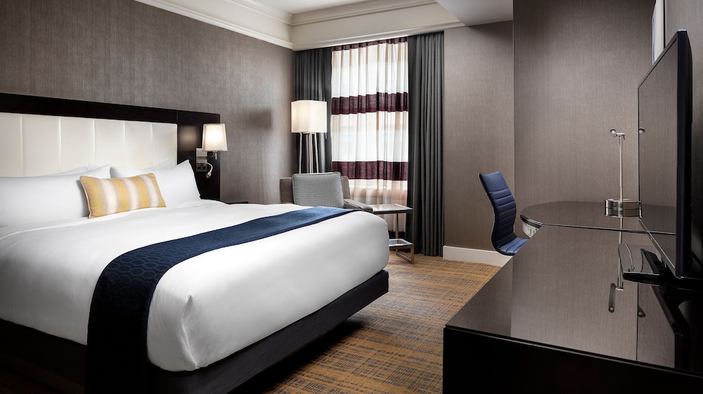 STANDARD, KING BED