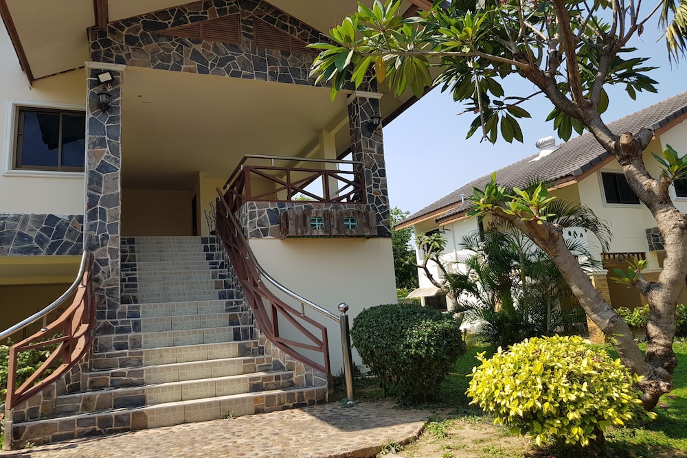 Talekaew Resort 58/66