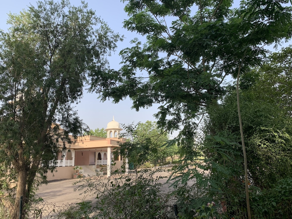 Heritage Resort 49/55