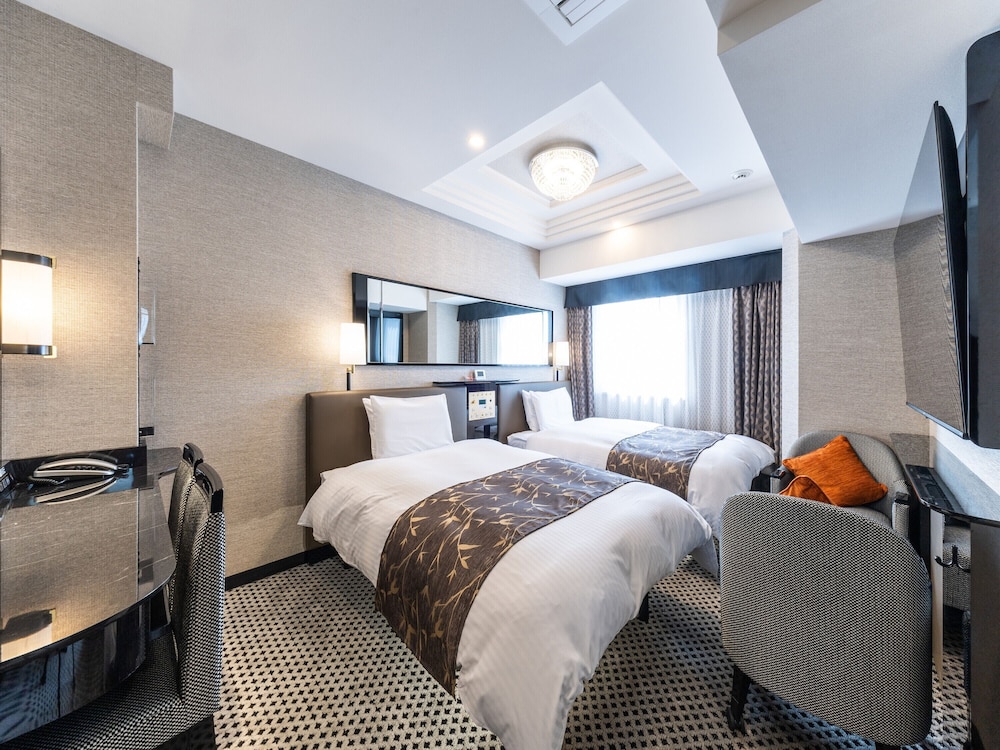 DELUXE, TWIN BEDS