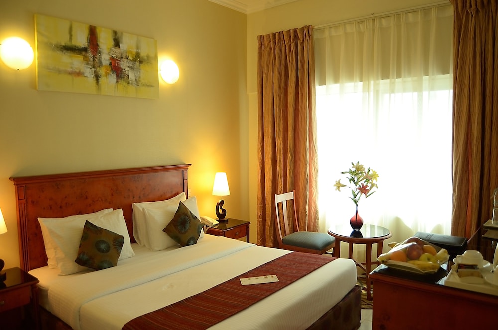 NEJOUM AL EMARATE HOTEL 23/49