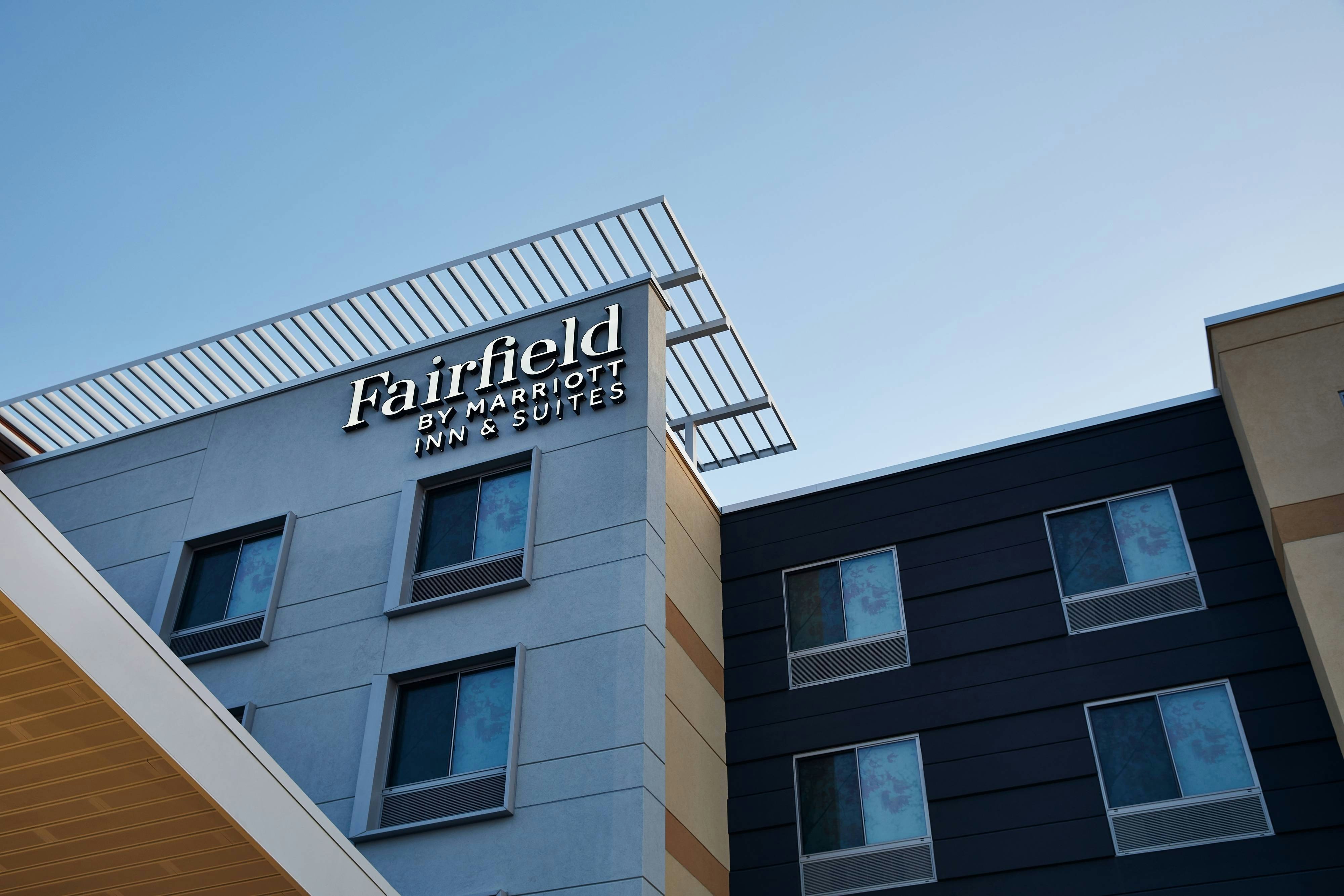 Fairfield Inn & Suites By Marriott Sheboygan 2/14