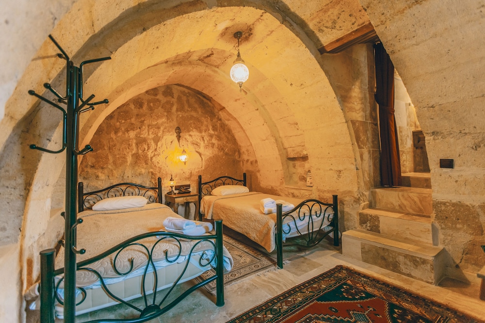 Zula Cave House 20/47