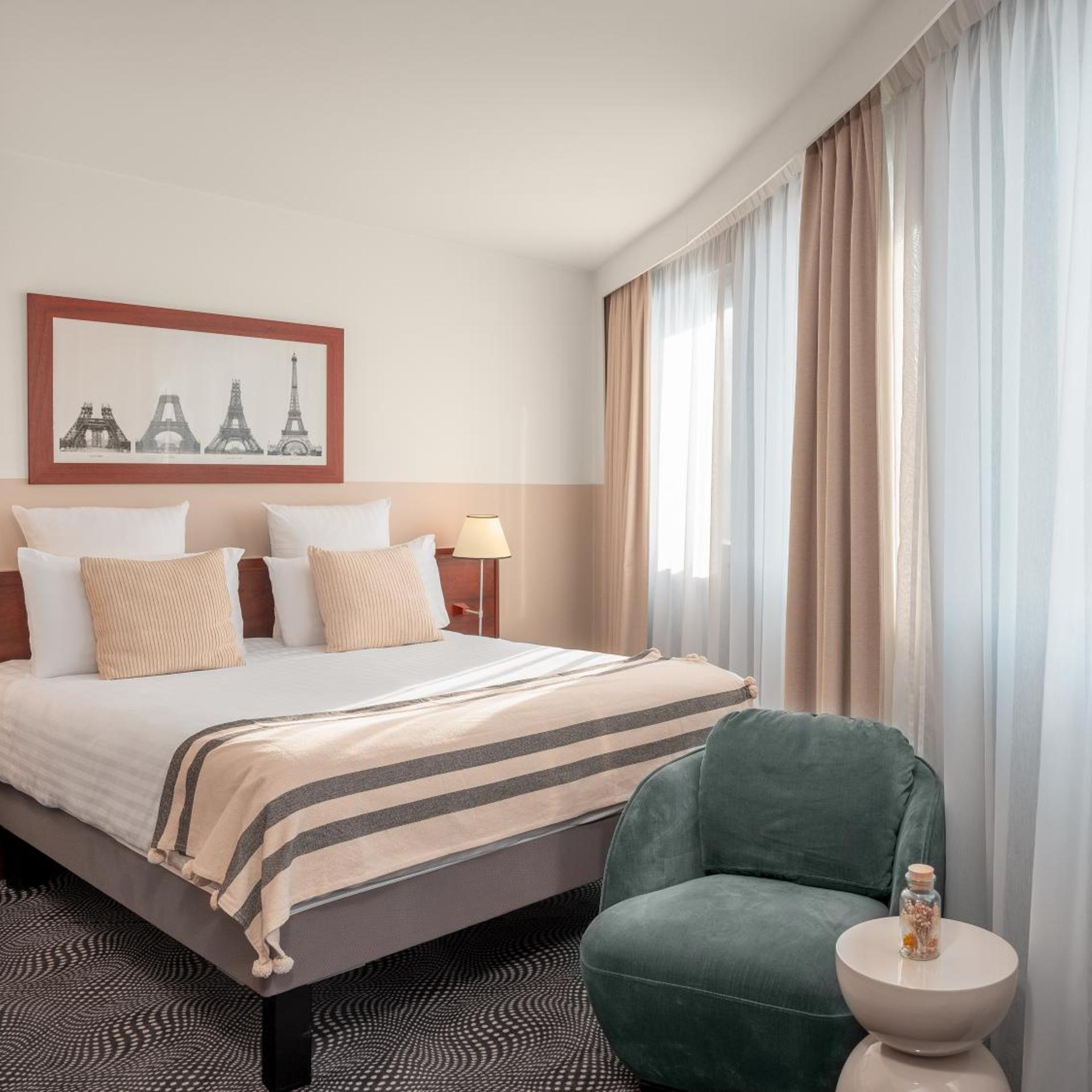 Privilege, Double Bed, with View