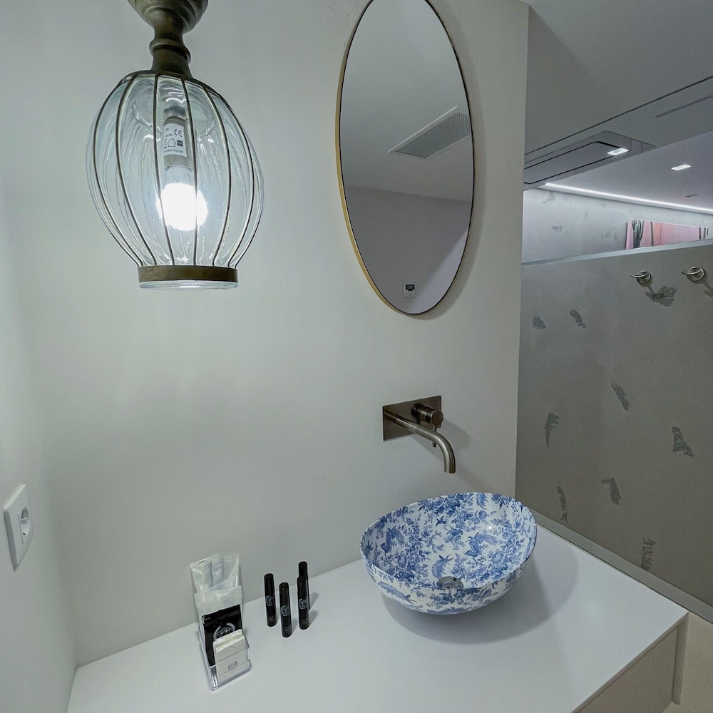 Gran Marina Suites 67/67