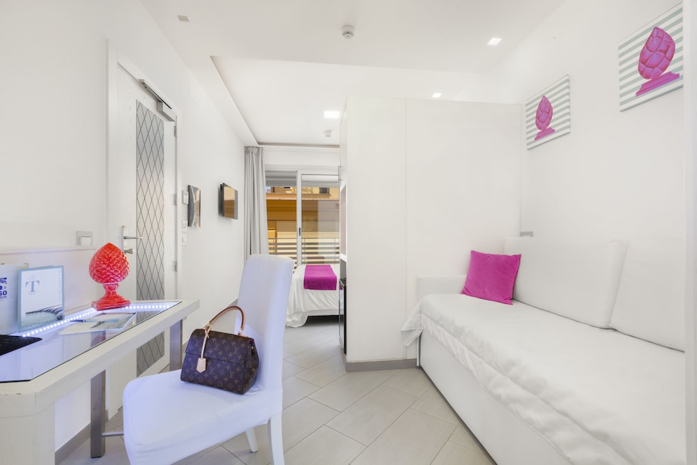 Tasso Suites 30/71
