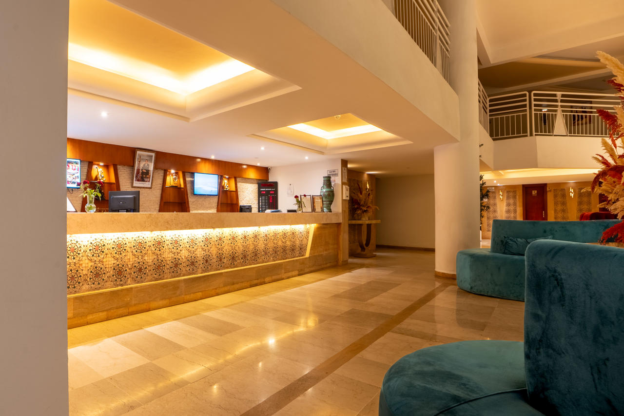 Intouriste Hotel & Suites 7/72