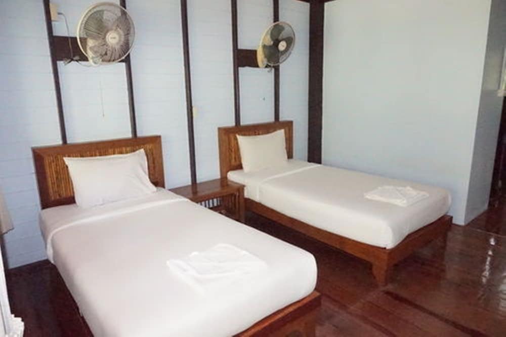 Dream Valley Resort Tonsai Beach 32/72