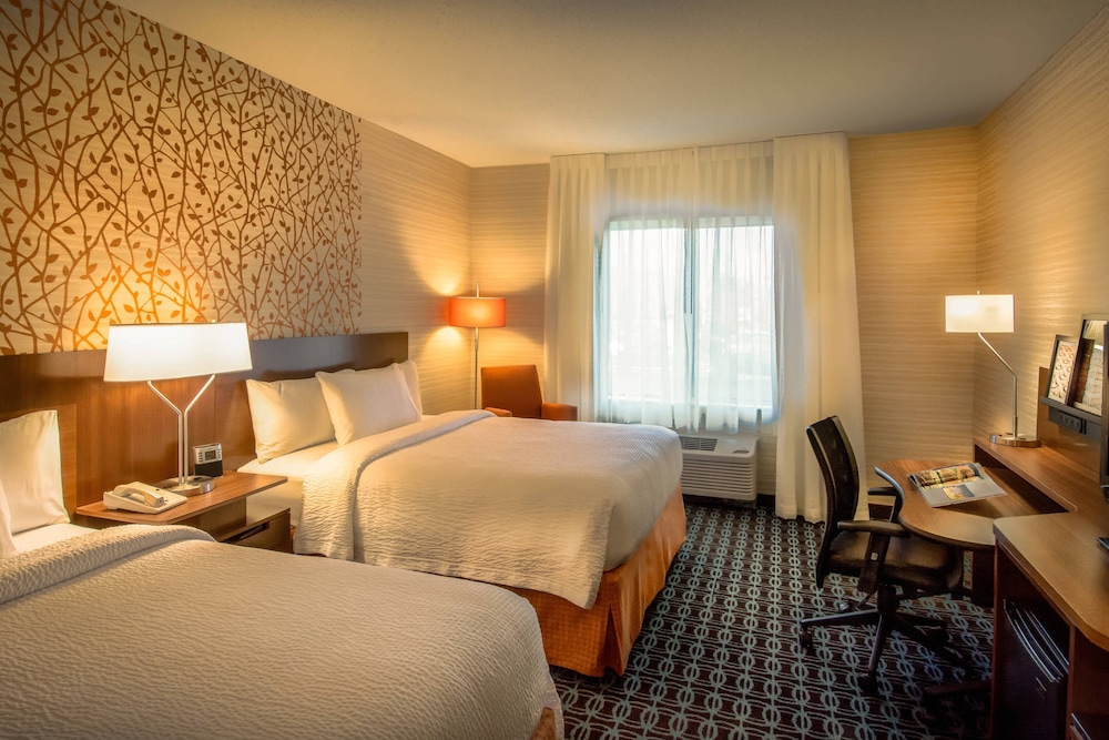 Fairfield Inn Suites By Marriott Washington Dulles Airport 11/24