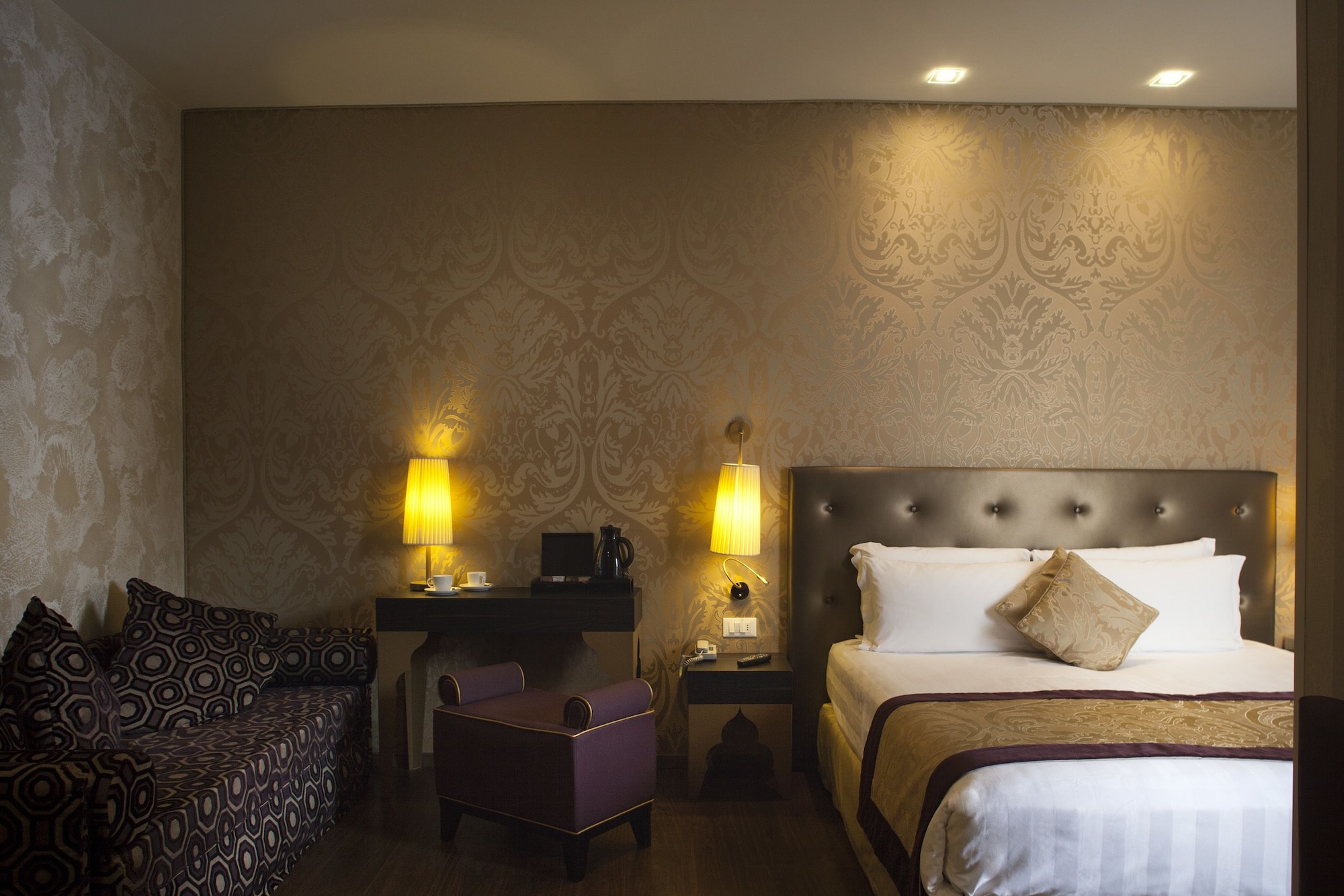 JUNIOR SUITE, DOUBLE BED