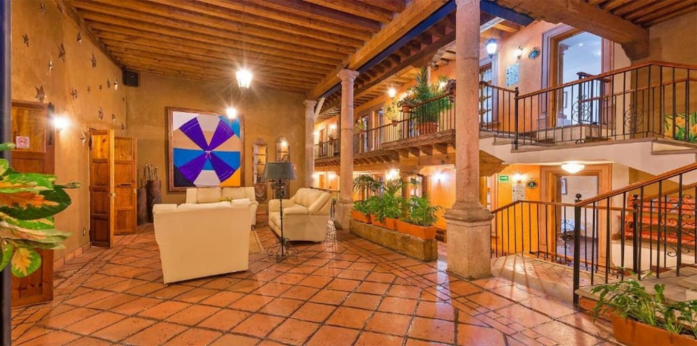 Hotel Refugio del Angel 42/49