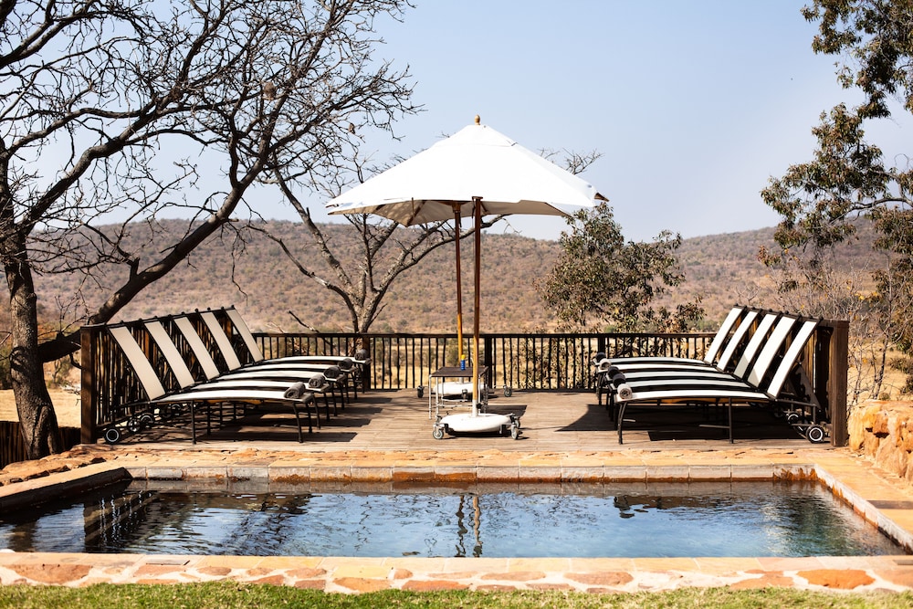 Tshwene Lodge 44/50