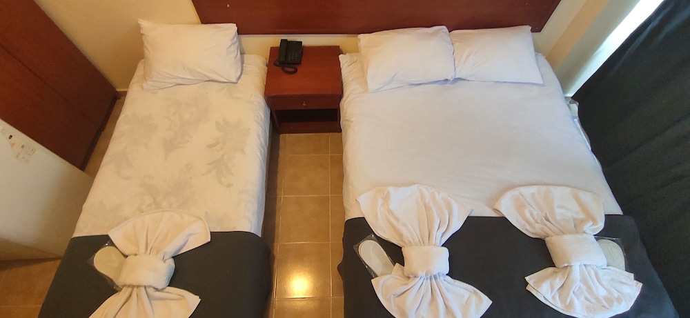 Sah Hotel 10/58