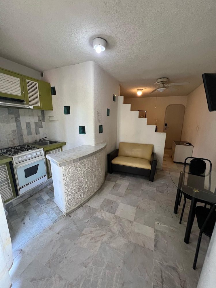 Hotel Suites Jazmin Acapulco 6/50