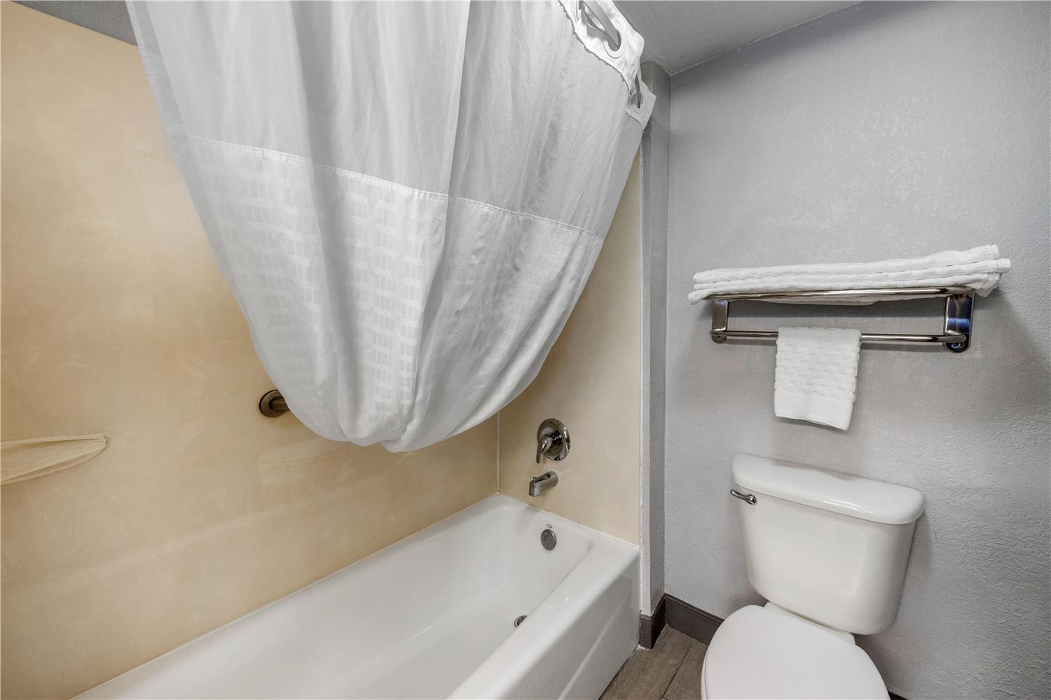 جناح بسريرين كوين بجاكوزي، Best Western Borger Inn 4/4