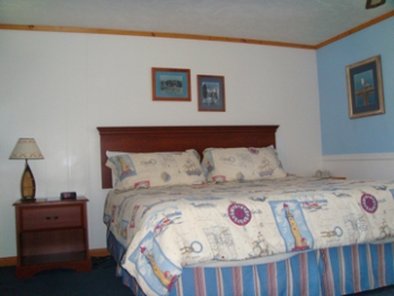 Algoma Beach Motel 3/35