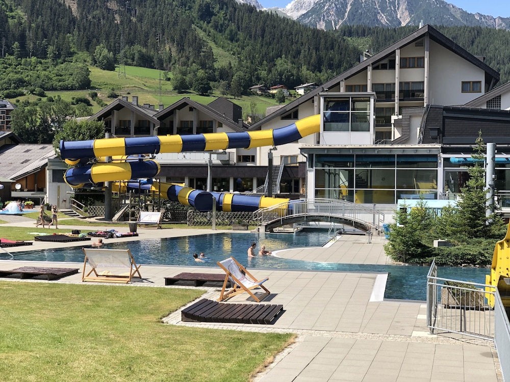 SPORTHOTEL ROYER 55/59
