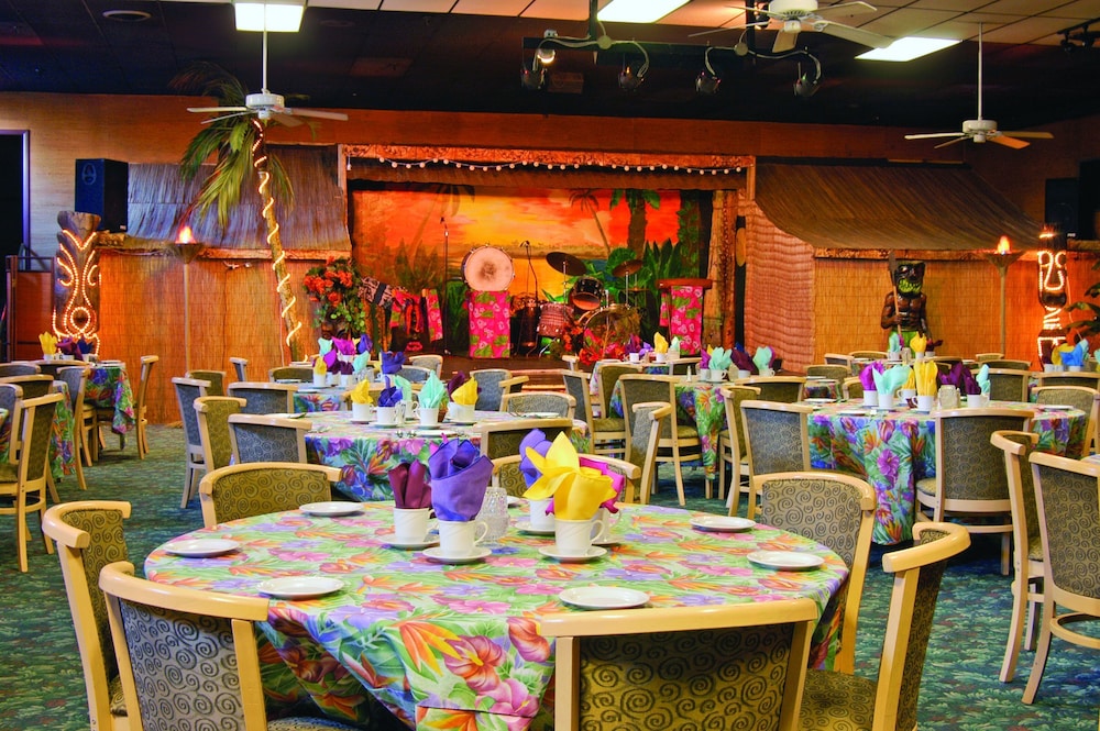 Tiki Resort 44/69