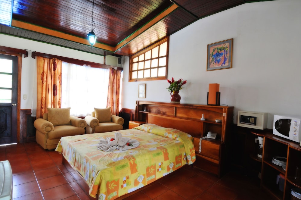 Hotel Mar De Luz 64/78