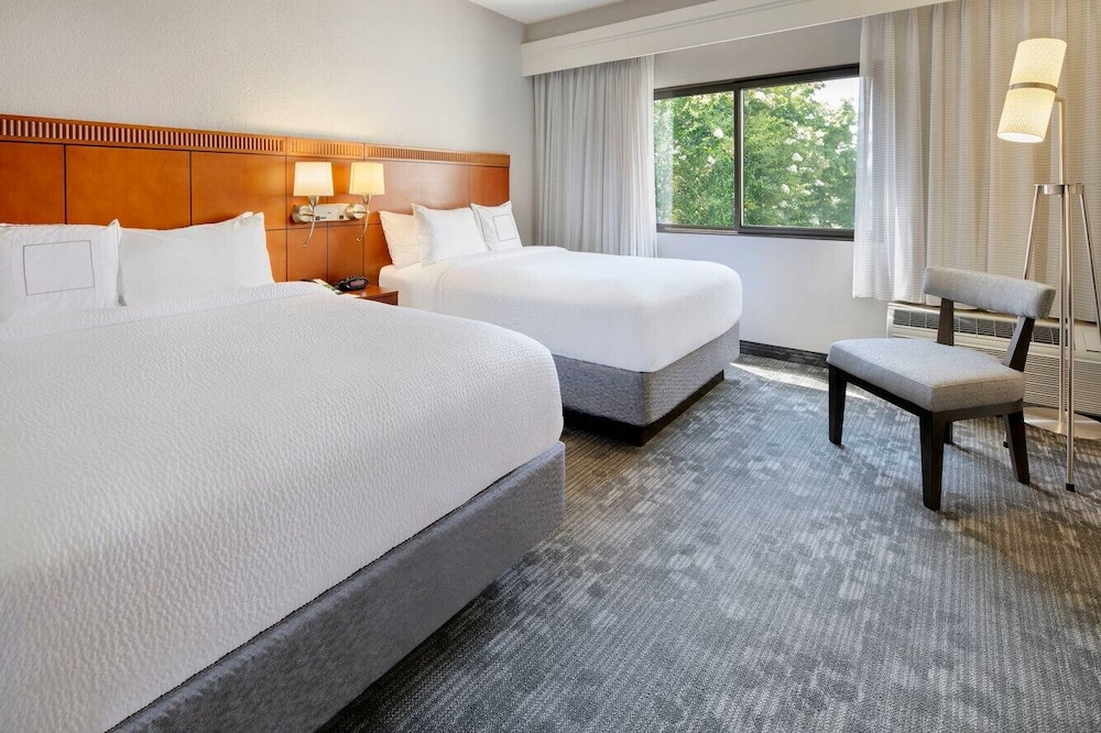 room, 2 double beds