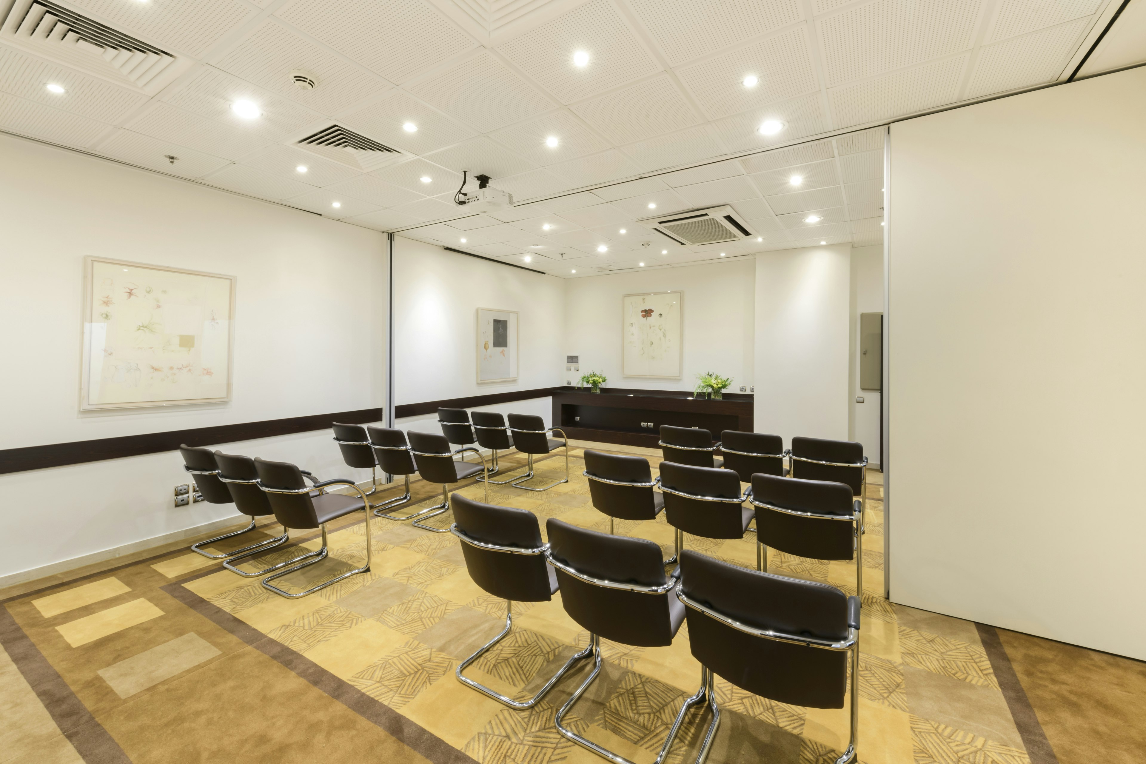Athenaeum Intercontinental Hotel 37/50