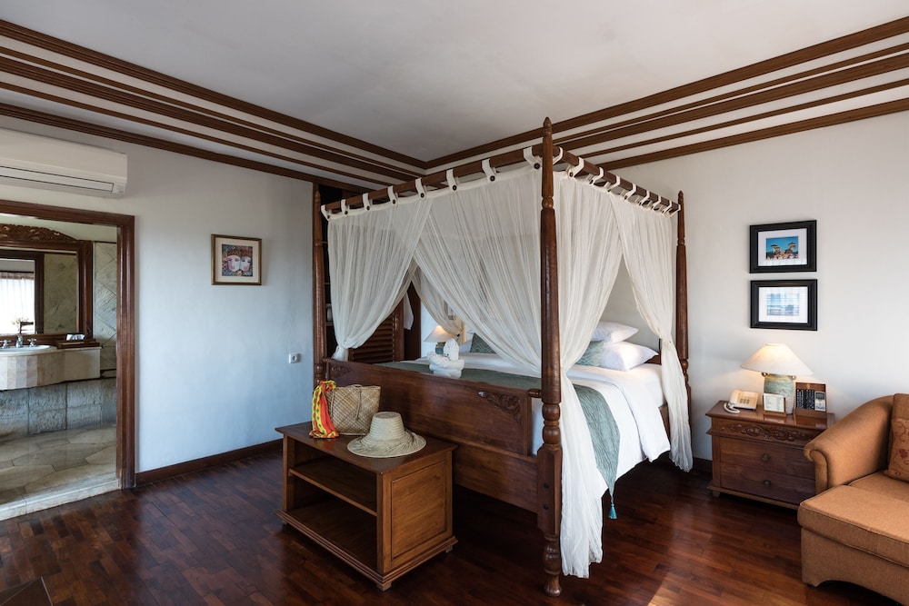 Ramayana Candidasa Beach Resort 50/77