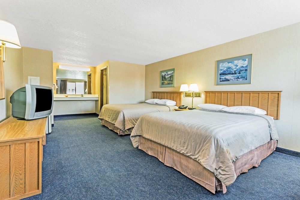 Travelodge by Wyndham Pioneer Villa 11/29