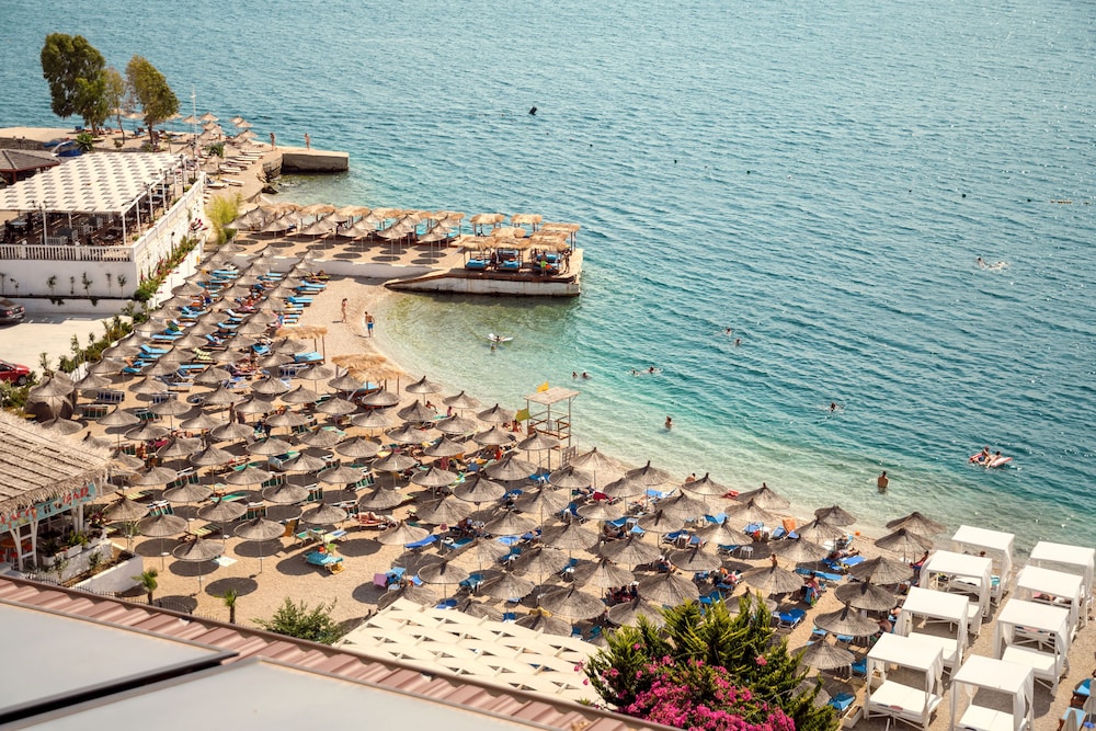 EPIRUS HOTEL 43/50