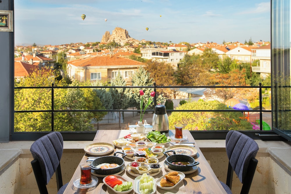 Cappadocia Fiesta Stone House 15/23