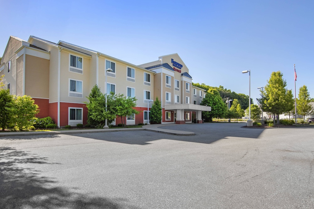 Fairfield Inn Suites Hooksett 45/50