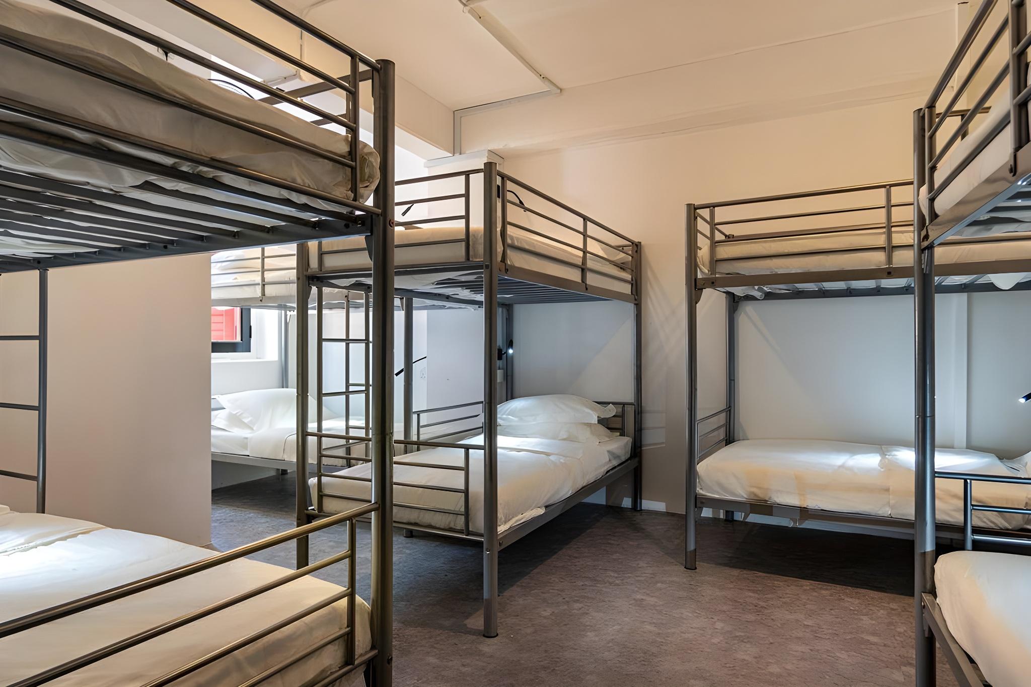 Private, 10 Beds, 5 Bunk Beds, Shared Bathroom