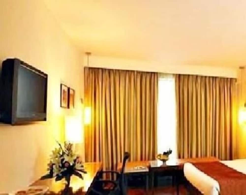 Ramada by Wyndham Jaipur North 27/65