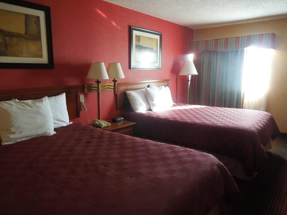 Ramada by Wyndham East Orange 12/24