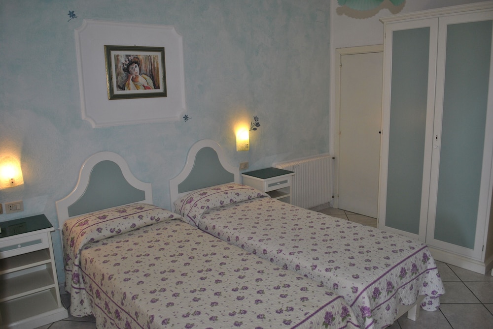 Hotel Ristorante Borgo La Tana 6/50