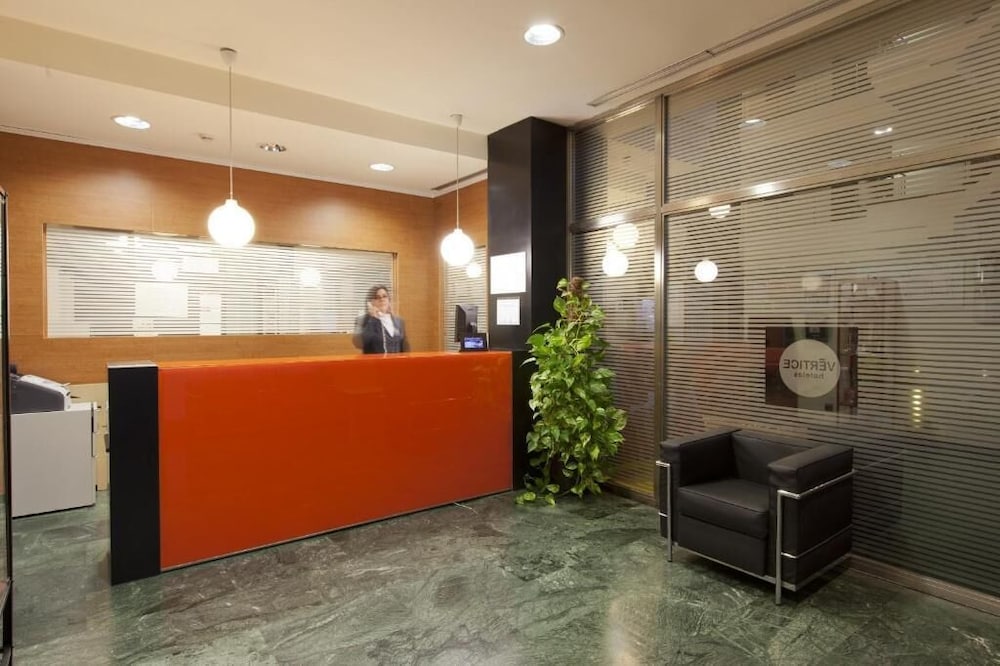 Apartamentos Vertice Sevilla Aljarafe 8/63