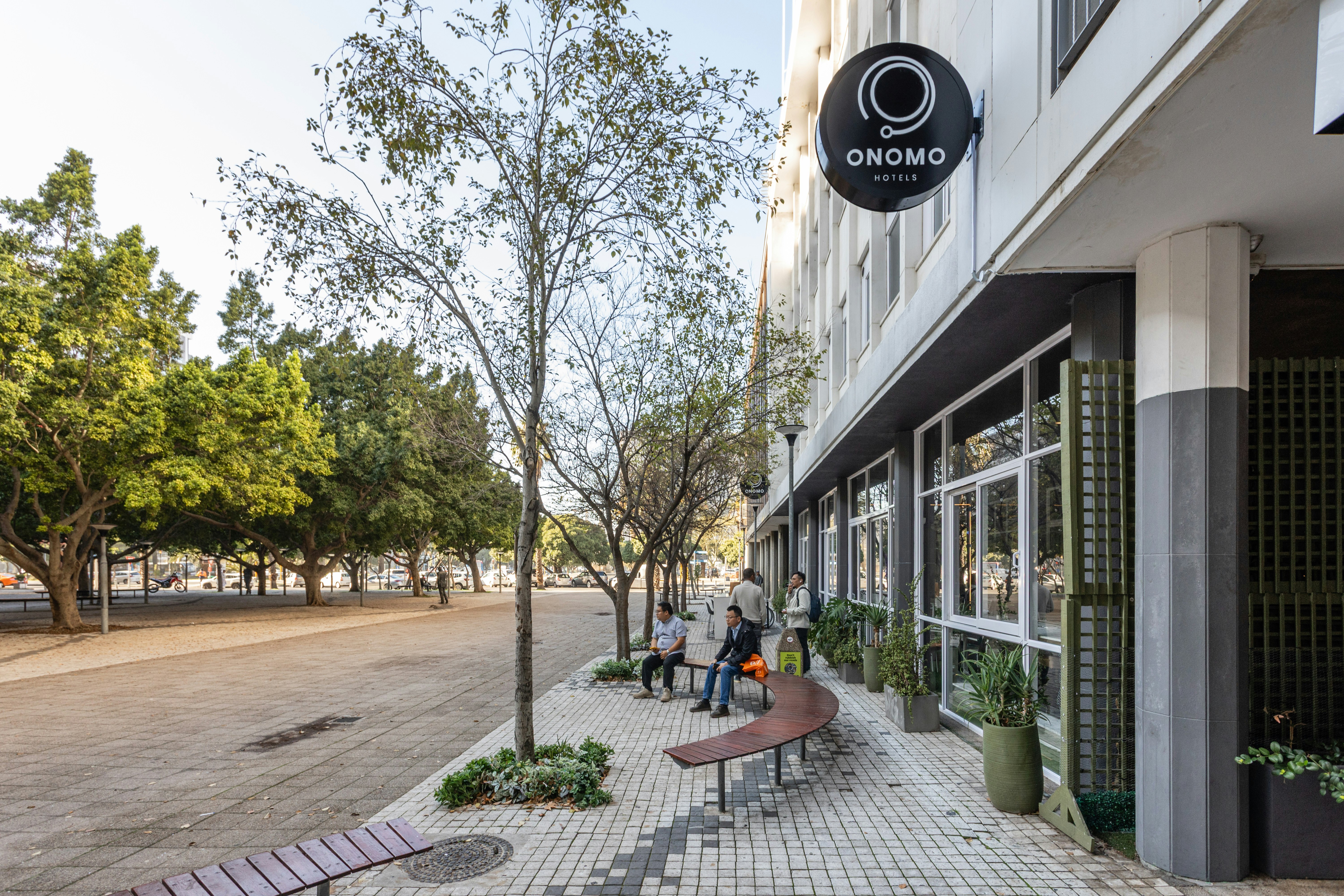 Signature Lux Hotel By Onomo Foreshore 42/50